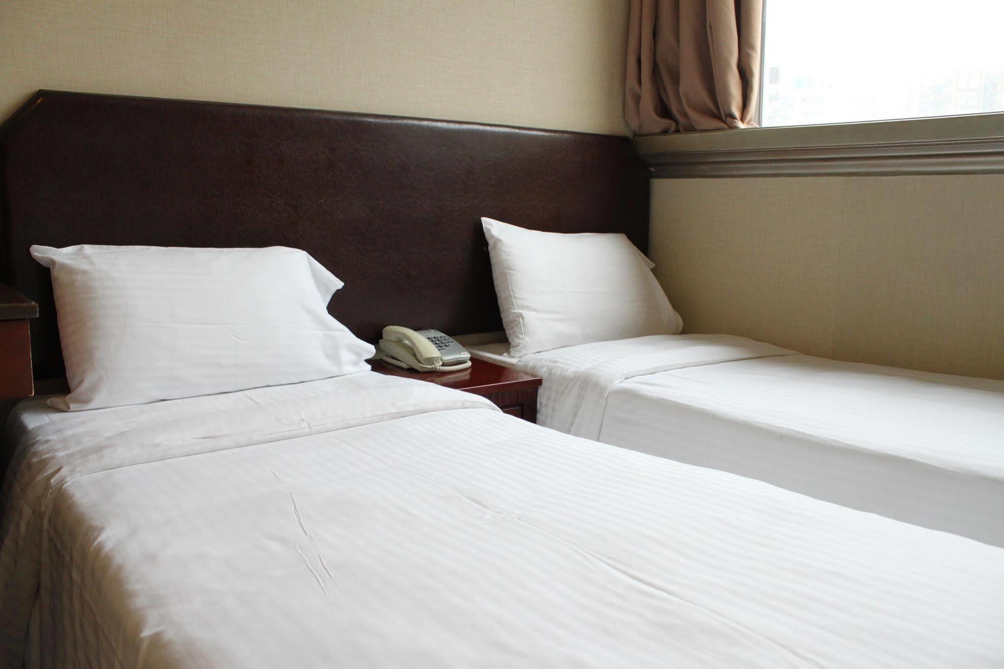 Oriental Lander Hotel Kowloon  Zewnętrze zdjęcie